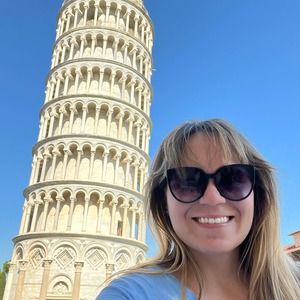 Meet your Posher, Liz